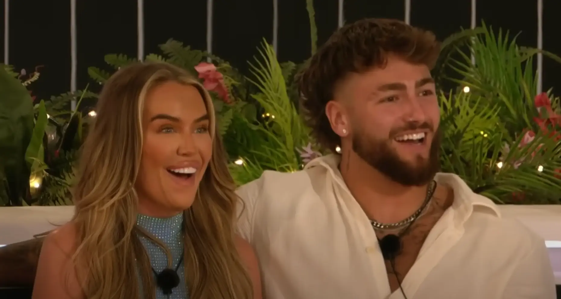 The islanders were in shock to see Joey Essex walk in. (ITV)