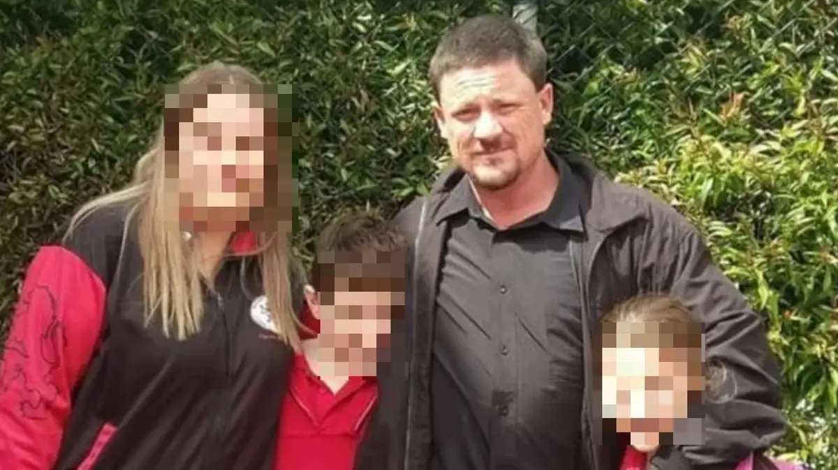 Warren 'Wazza' Laing died a 'hero' rescuing his teenage daughter from drowning.