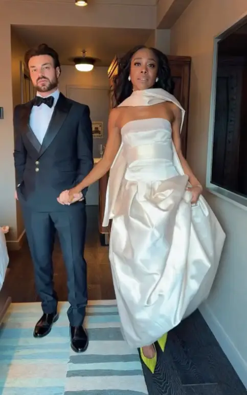 Tori Evans' dress went viral (teetime23/Instagram)
