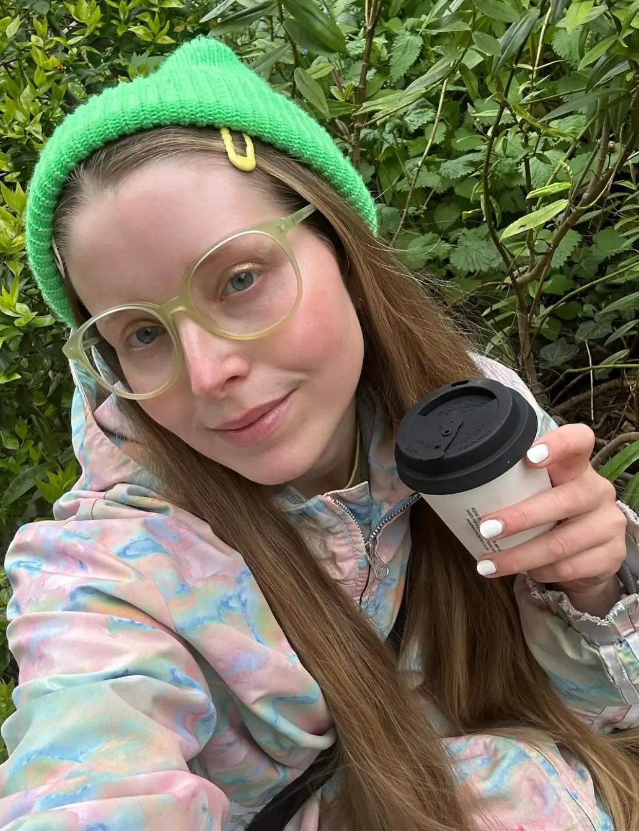 Her content is aimed at people with an 'interest or fetish with hair' (Instagram/@jessiecave)