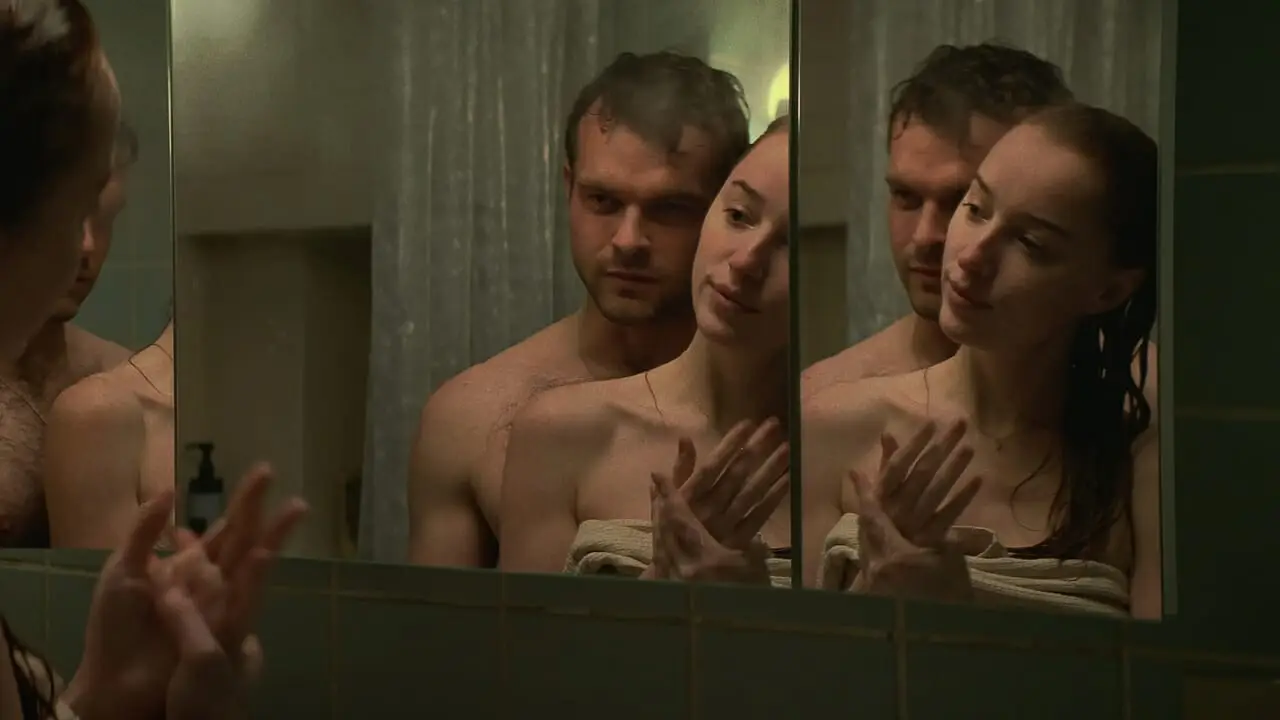 Fair Play stars Phoebe Dynevor and Alden Ehrenreich.