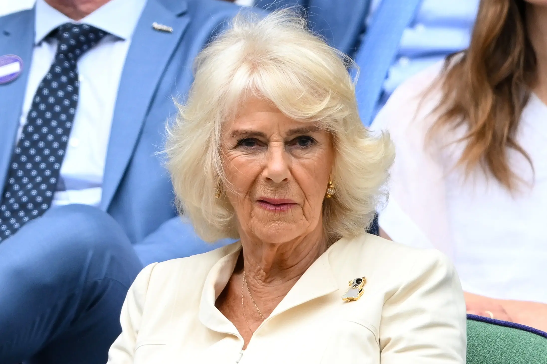 The Queen bonded with an author over their 'mutual love' for weather apps. (Karwai Tang/WireImage/Getty Images) 