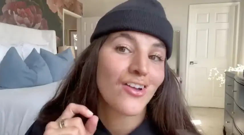 She talked her viewers through her healing journey.