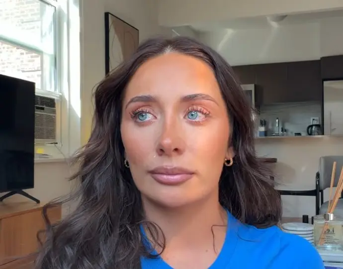Saffron opened up about the split in a tearful post (Instagram/@saffronbarker)