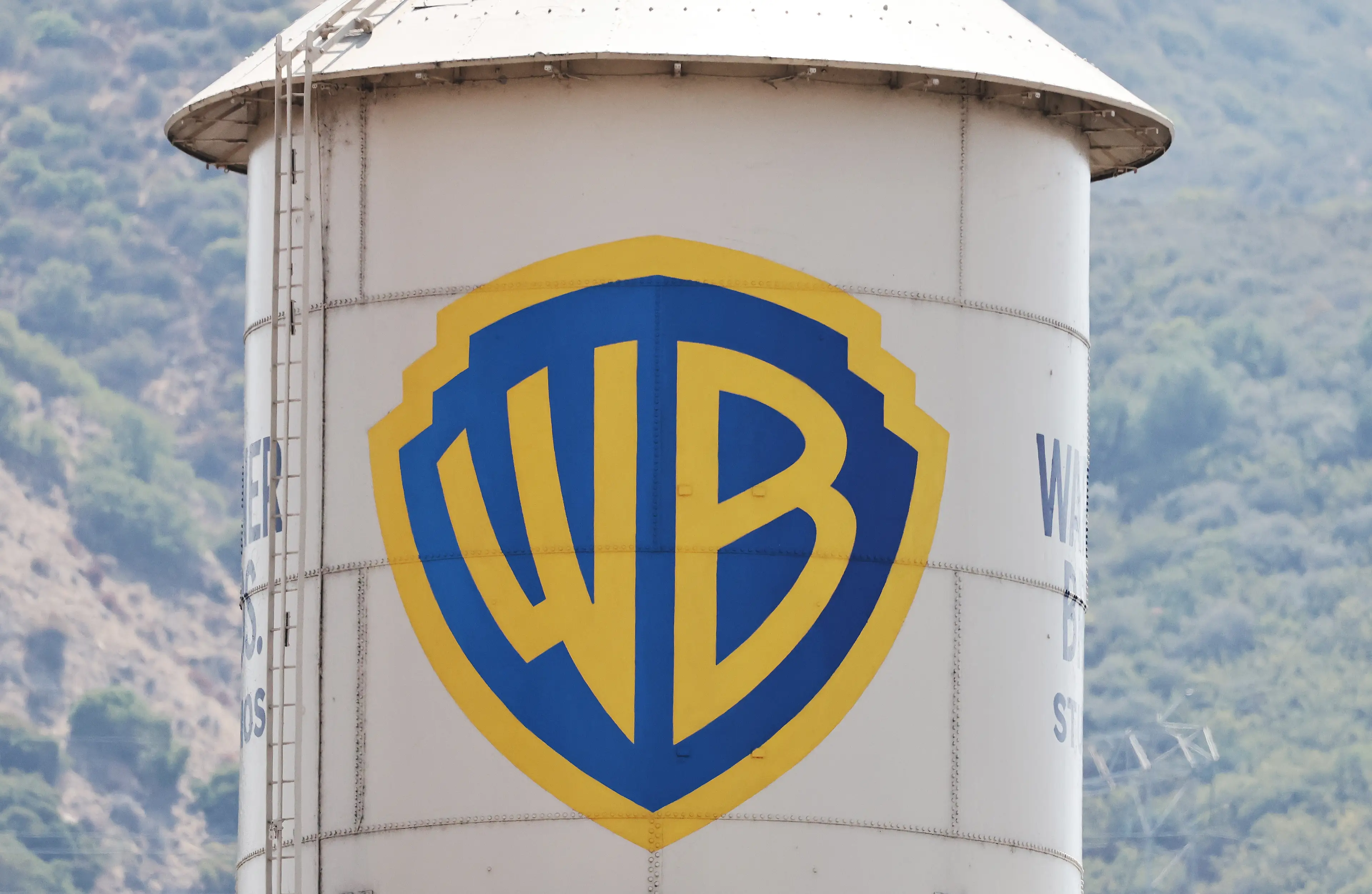 Netflix has officially dropped out of the Warner Bros bidding war, clearing the way for Paramount (Mario Tama/Getty Images)