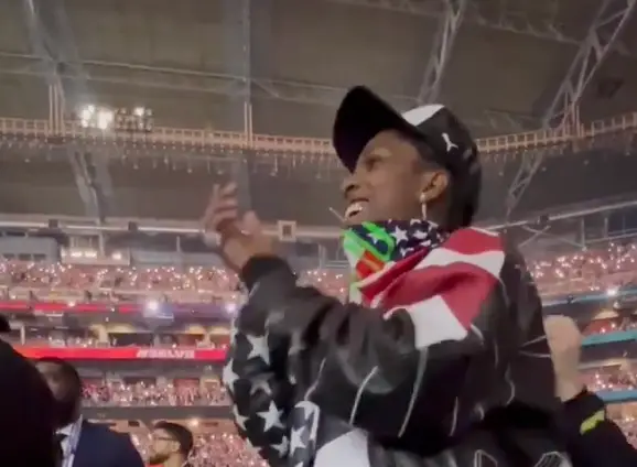 If he doesn't fangirl over you like A$AP Rocky does with Rihanna, he's not worth it.