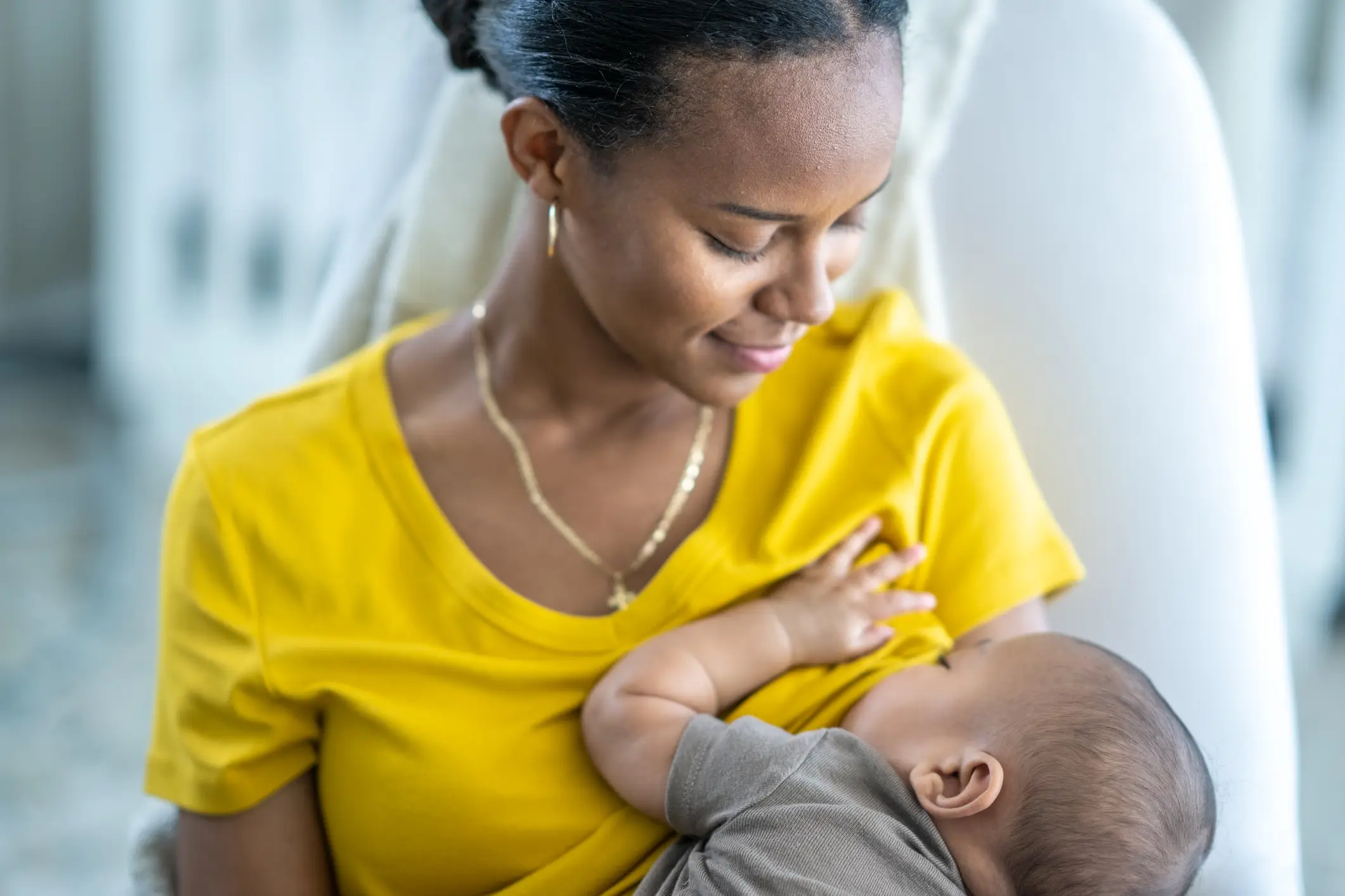 Studies suggest that 70 per cent of mothers try their own breast milk. (FatCamera/Getty stock images)
