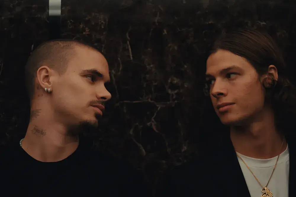 The drama has been described as a 'sensual coming-of-age story' (Studiocanal)