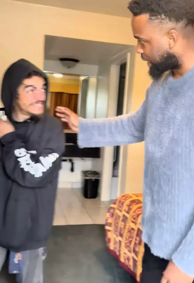 Influencers and actors have been helping the former child star (TikTok/@‌danielcurtislee)