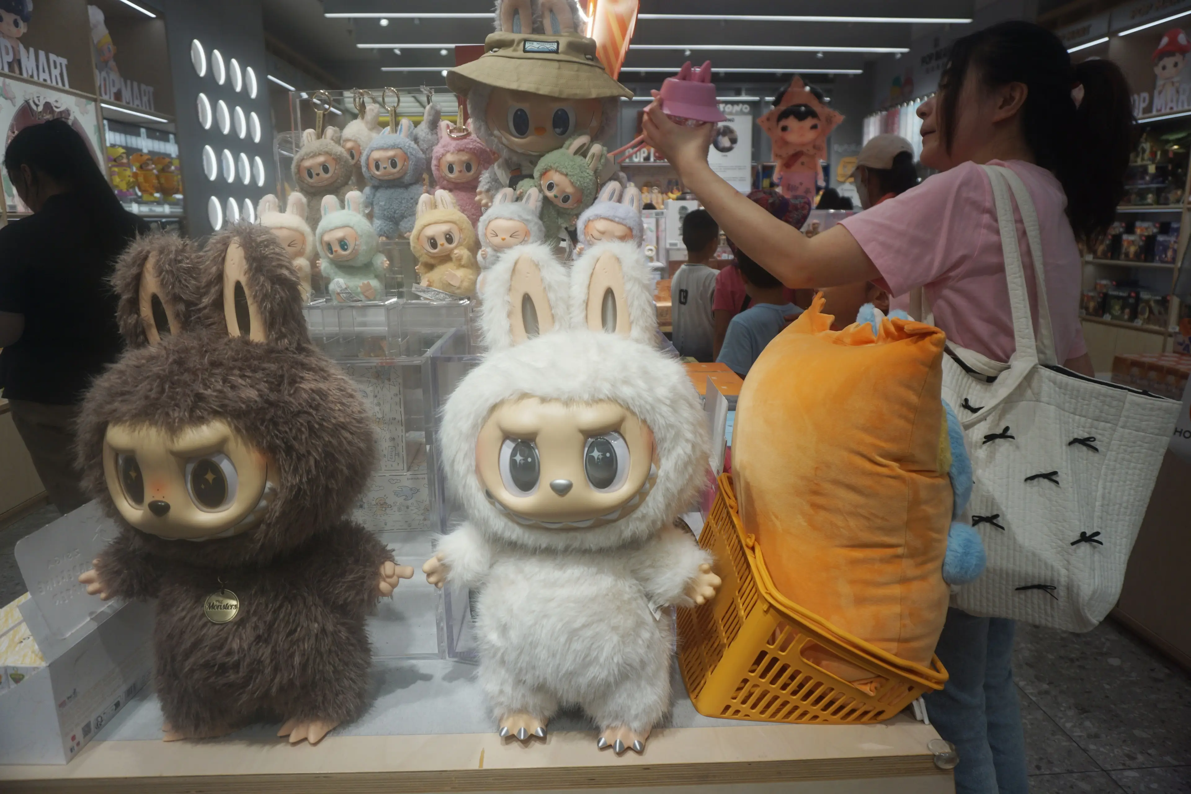 The Labubu craze could be considered a 'red flag', according to a dating expert (LONG WEI / Feature China/Future Publishing via Getty Images)