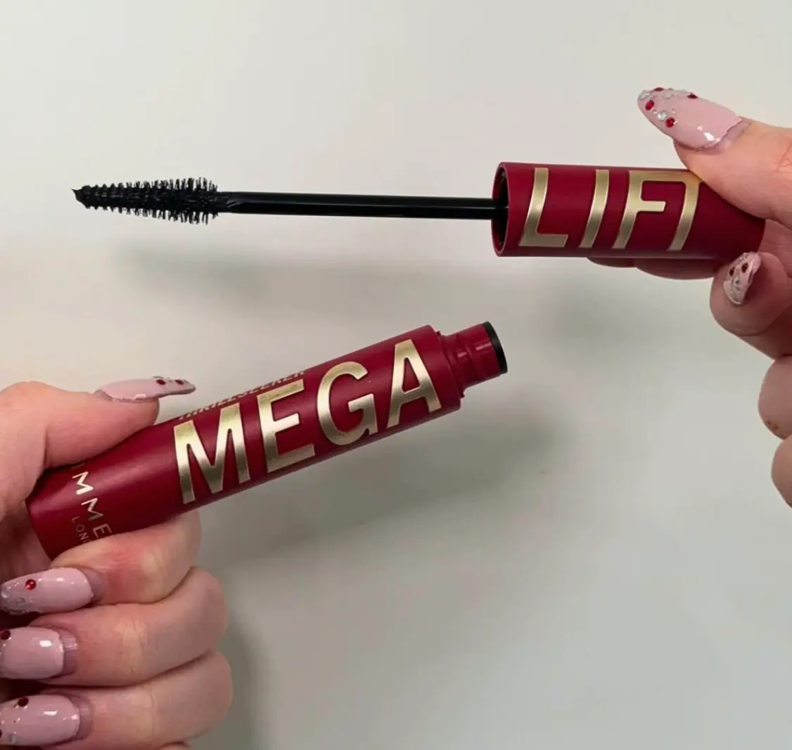 Shoppers have hailed the high street mascara 'game changing' (TikTok/Rimmel)