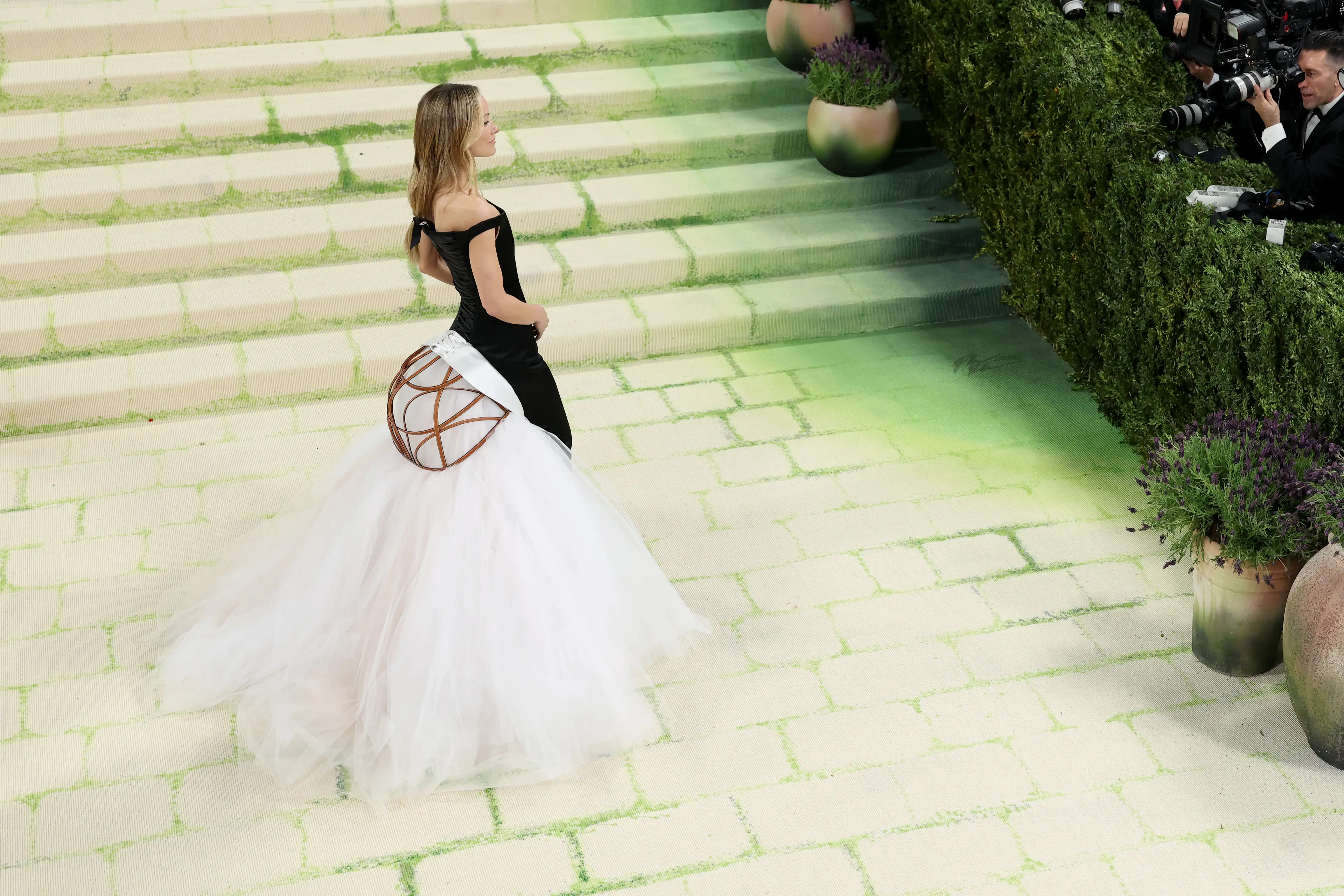 (Dia Dipasupil/MG26/Getty Images for The Met Museum/Vogue)