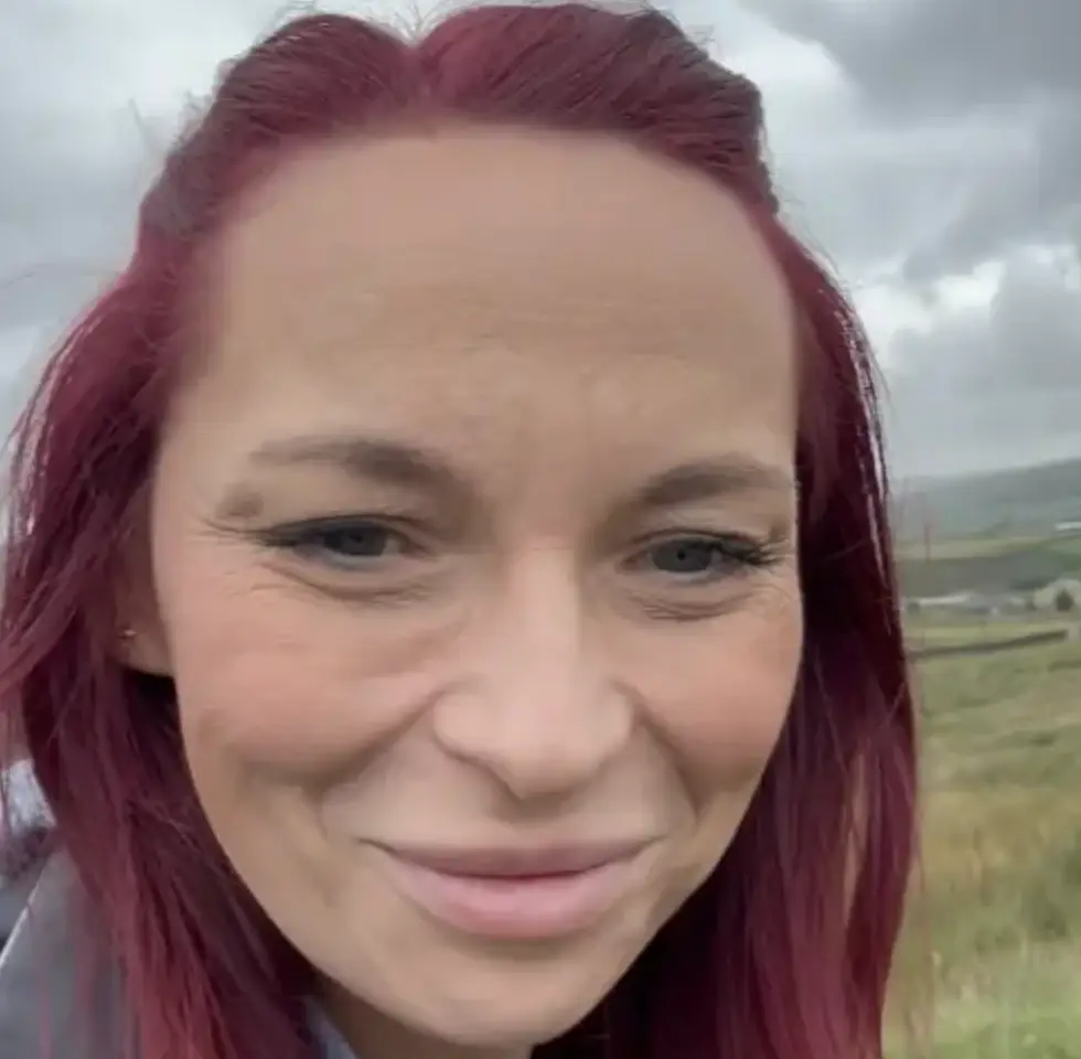 Betrayal Trauma & Narcissistic Abuse Specialist, Jenna Lea, explained that 'stonewalling' leaves you 'questioning your own sanity' (Instagram/@jennalea_coaching)