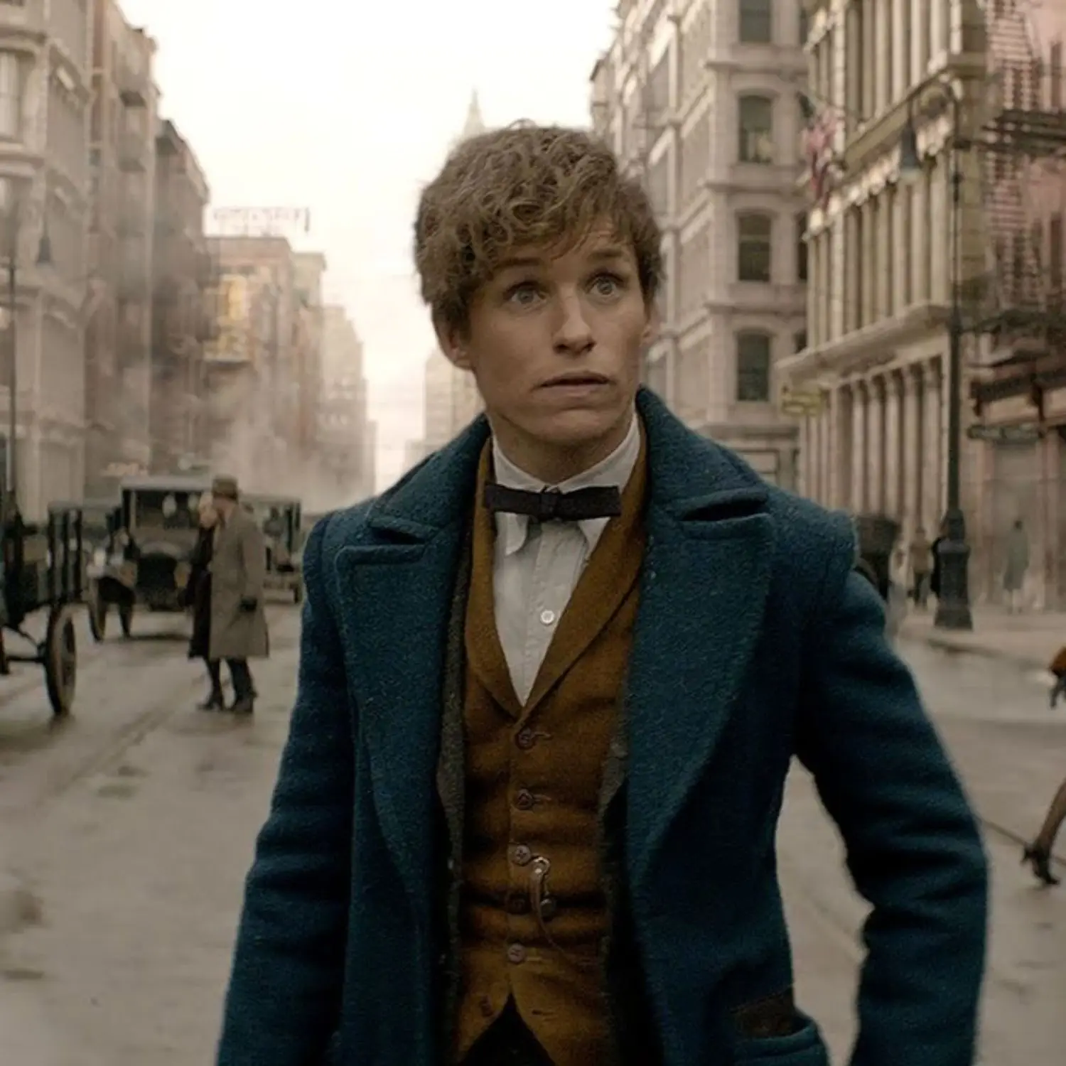 Eddie Redmayne has made it clear that he disagrees with Rowling (Warner Bros.)