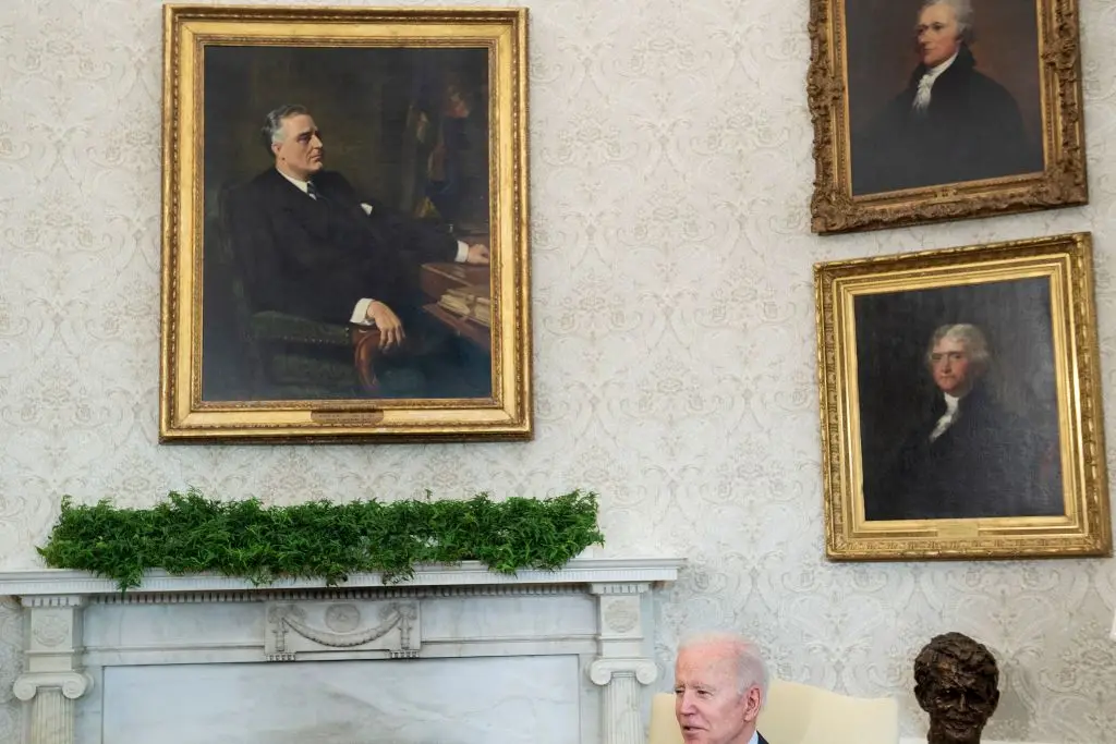 The Oval Office in 2022 (BRENDAN SMIALOWSKI/AFP via Getty Images)