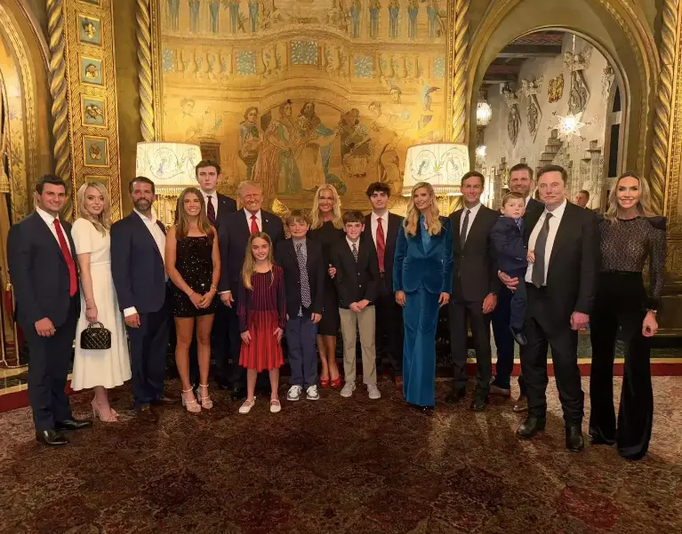 The whole squad was out - except for Melania Trump (X/@KaiTrumpGolfs)