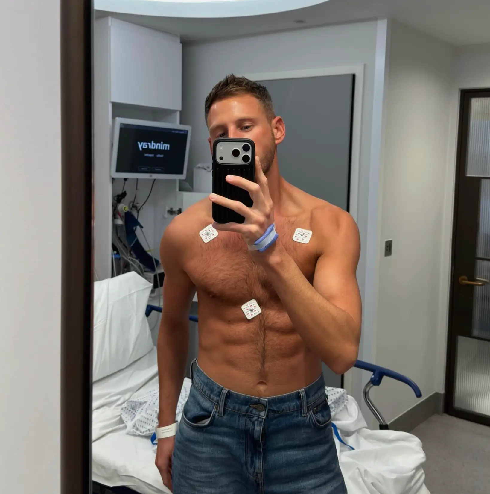 Below Deck star Fraser Olender has opened up on his terrifying vape-related health scare (Instagram/@fraserolender)