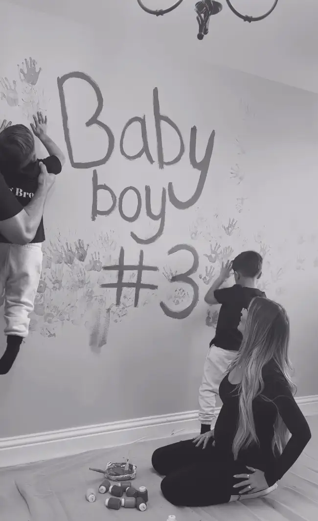 The family announced the news on Instagram (Instagram/@mrshinchhome)