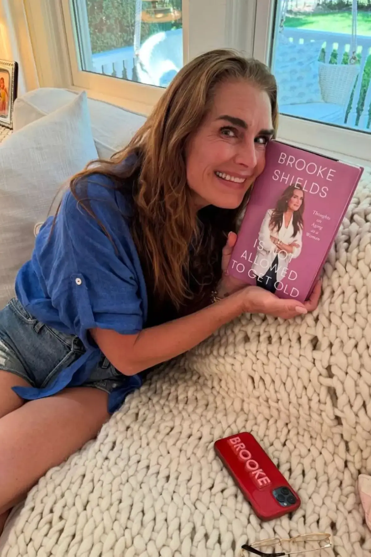 Her new book is out now (Instagram/@brookeshields)