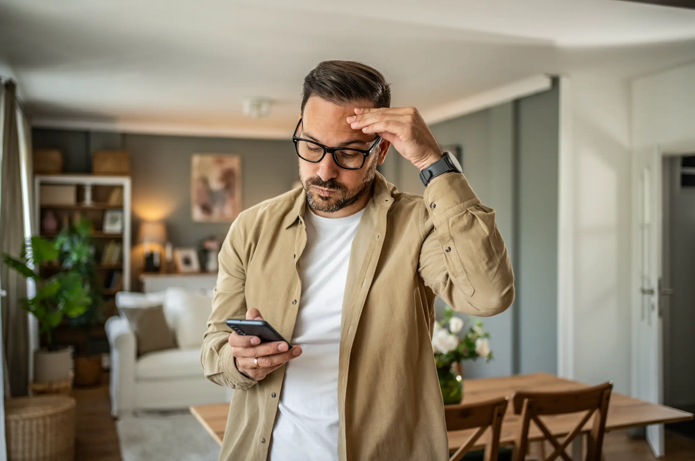 A quarter of people surveyed believed it more than acceptable that they and their partners share passwords to their personal devices (Milan Markovic/Getty)