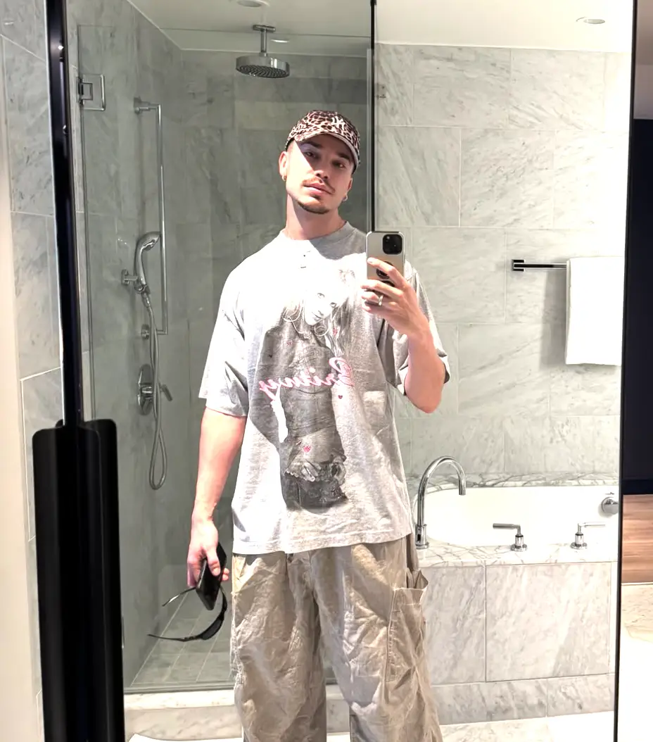 Stone is a celebrity impersonator and drag artist (Instagram/@thealexisstone)