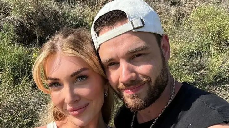 Kate Cassidy flew back to Florida to care for their rescue dog (Instagram/@kateecass)