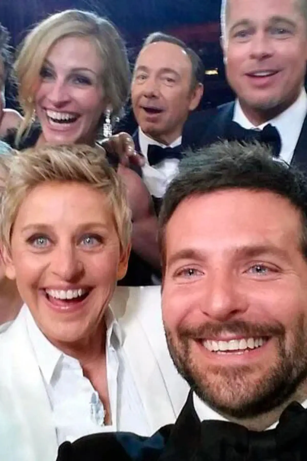 Celebrities aren't expected to stay glued to their seats through the whole ceremony (Instagram/@ellendegeneres)