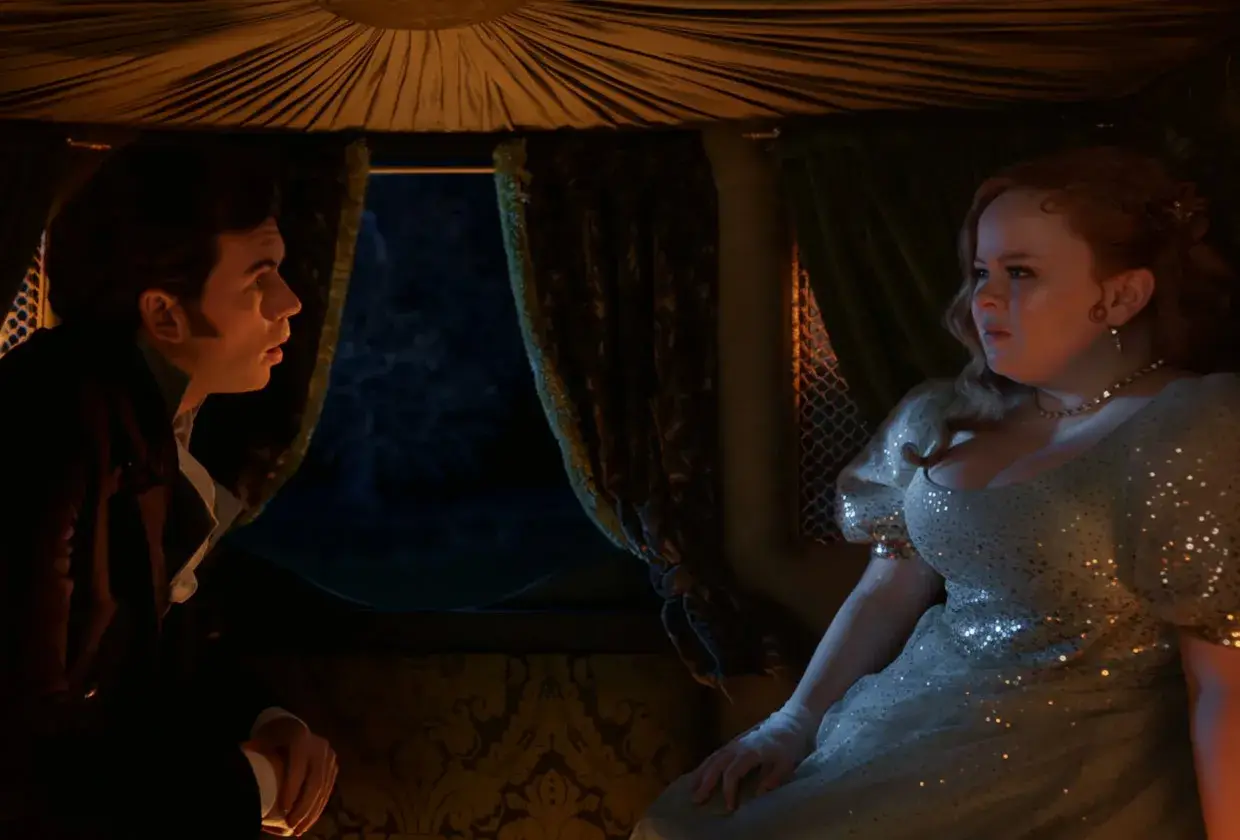 The carriage scene is truly steamy. (Netflix)