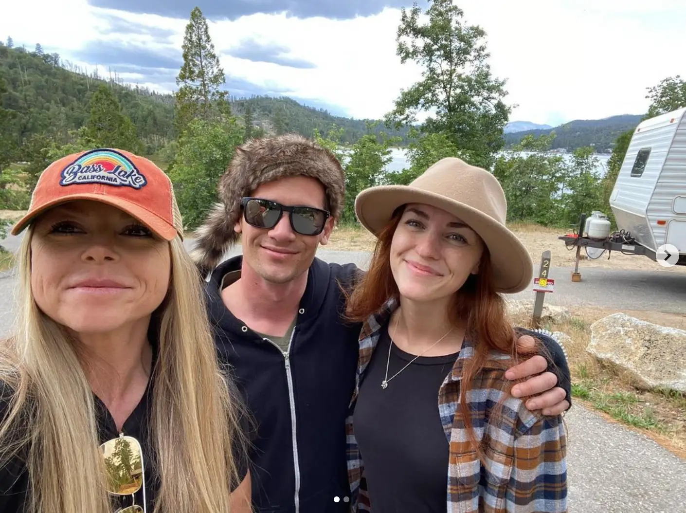 Alana, Kevin and Megan have a throuple Instagram account.