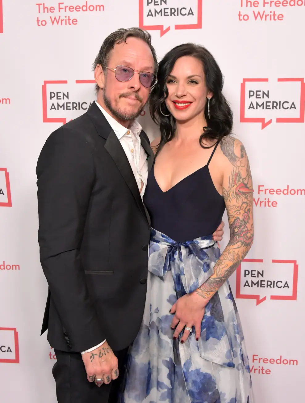 Weezer bassist Scott Shriner and his wife, writer Jillian Lauren (Charley Gallay/Getty Images for PEN America)