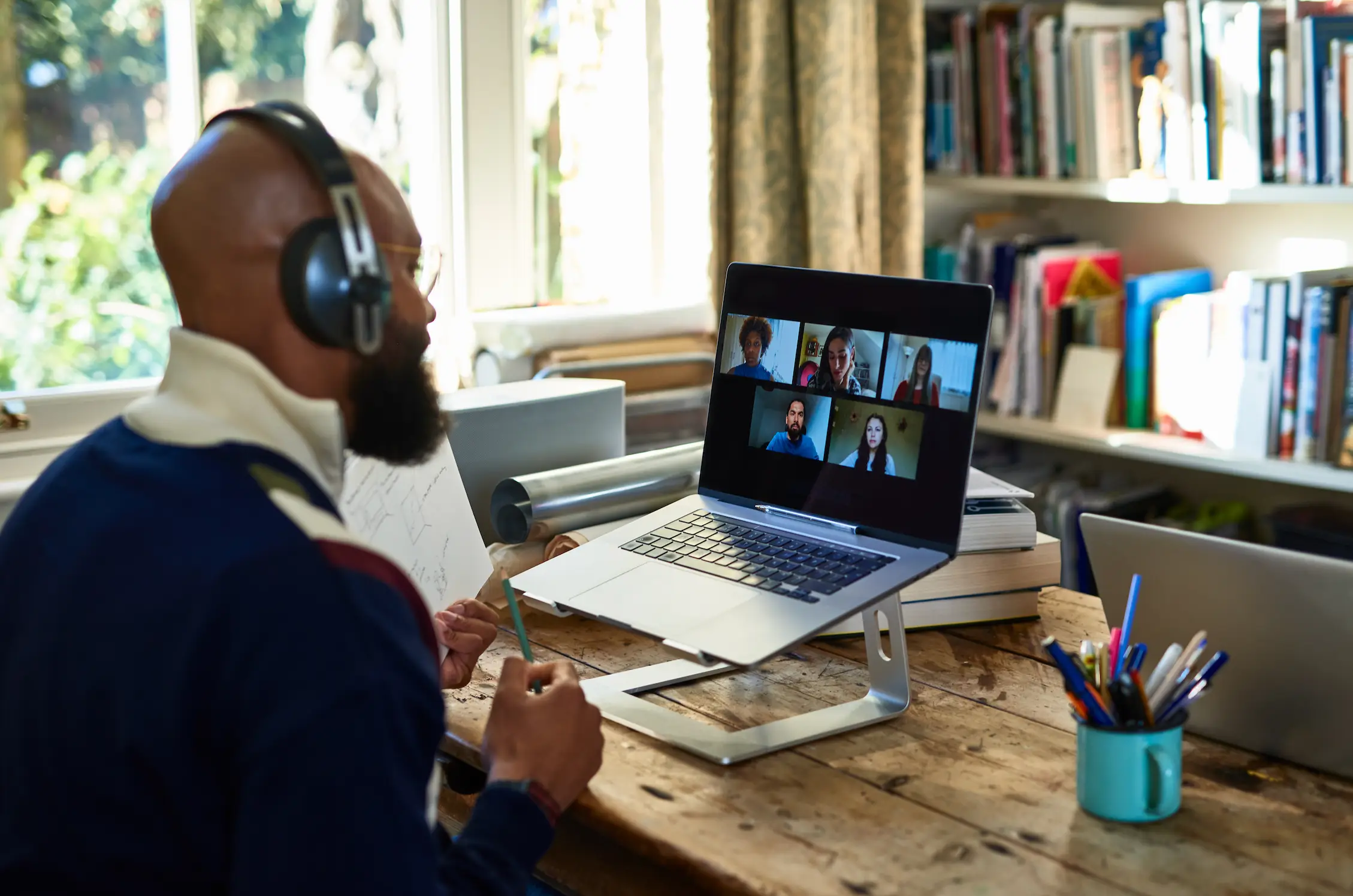 More and more employers are picking up on this controversial trend. (10'000 Hours/Getty)