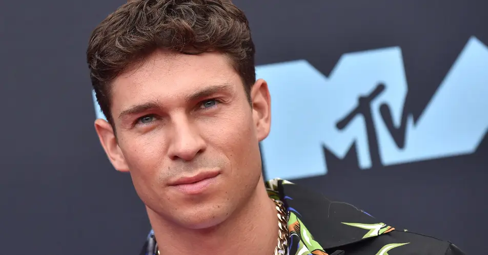 Joey has since deleted the post.