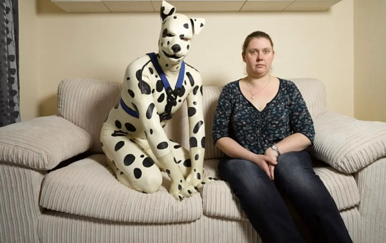 Rachel stayed friends with Tom after leaving him because of Spot.