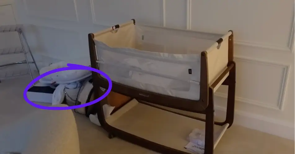 Fans think they've spotted a blue blanket in Molly's latest vlogs (YouTube/@mollymae)