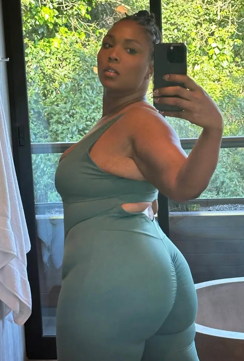 The 'Truth Hurts' rapper candidly opened up about her weight loss journey (Instagram/@lizzobeeating)