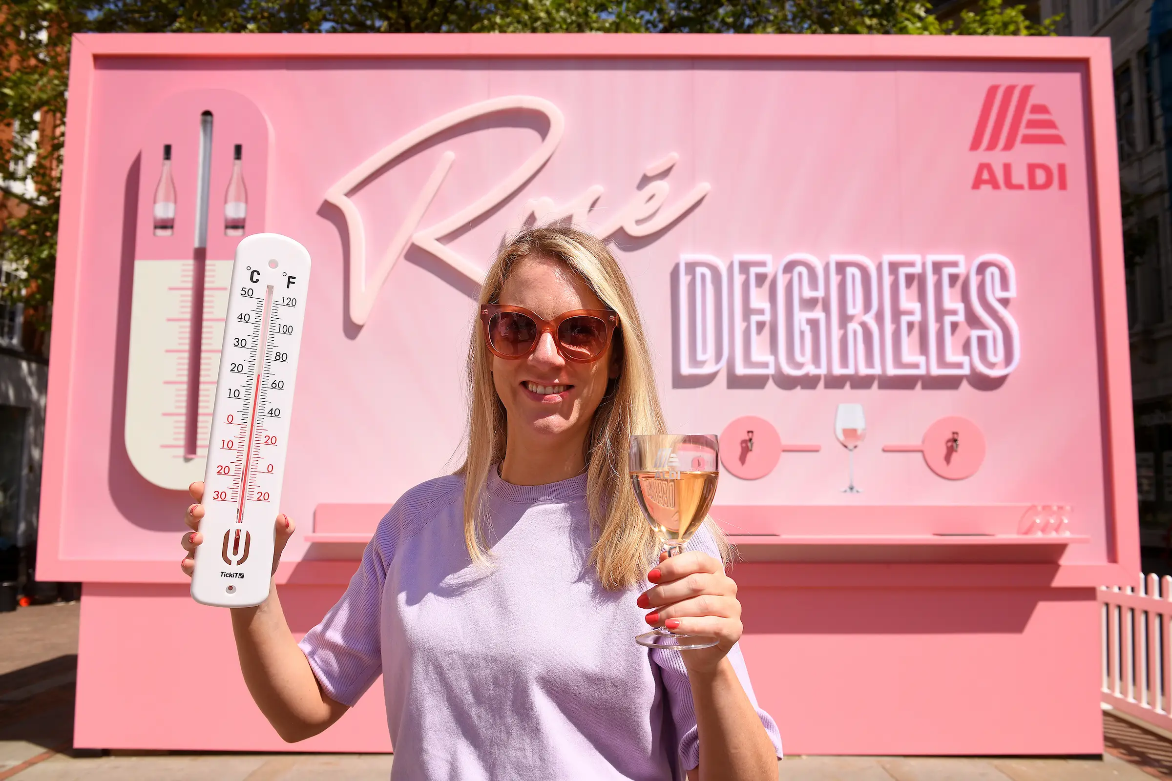 When it reaches 19.2 degrees, you know what time it is.