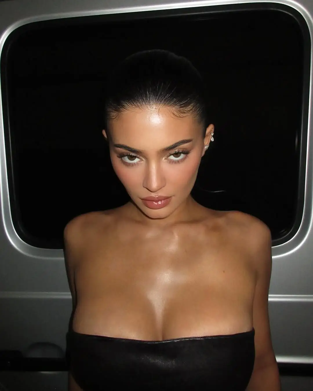 Others hailed the hype as utterly 'dystopian' (Instagram/@kyliejenner)