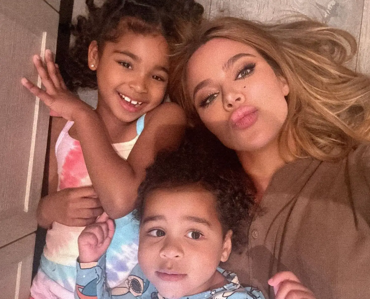 Khloe claimed she's over the moon with her new therapist (Instagram/@khloekardashian)