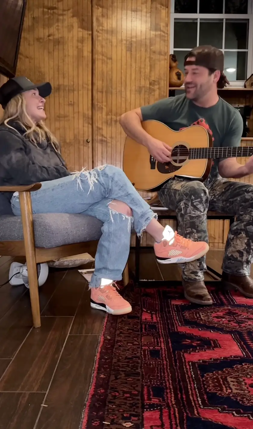 (Johnson shared a video of himself performing alongside Panettiere (Instagram/@claywatch)