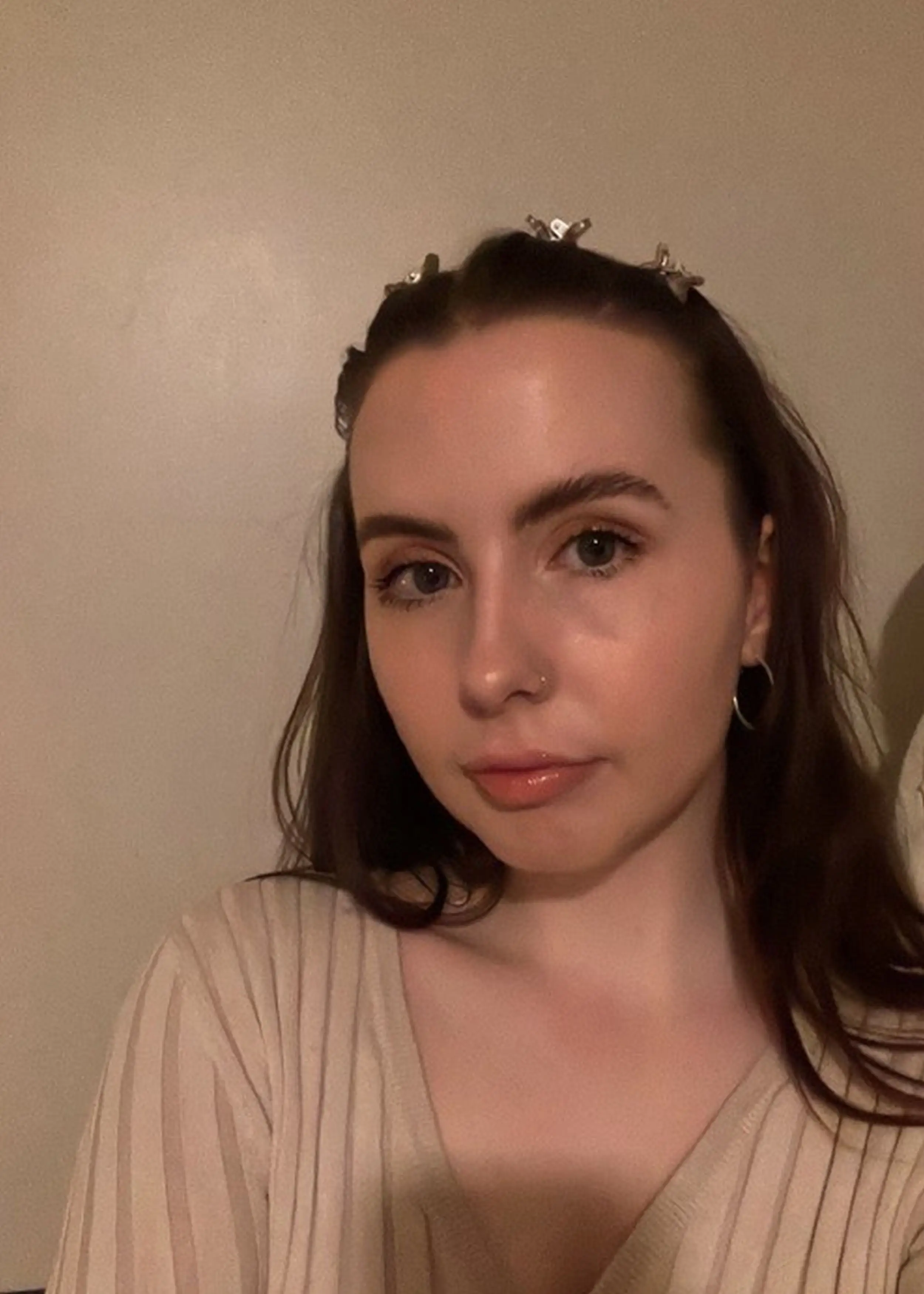 Kat Freeman, 25, was one of many who disagreed with the pub's messaging. (