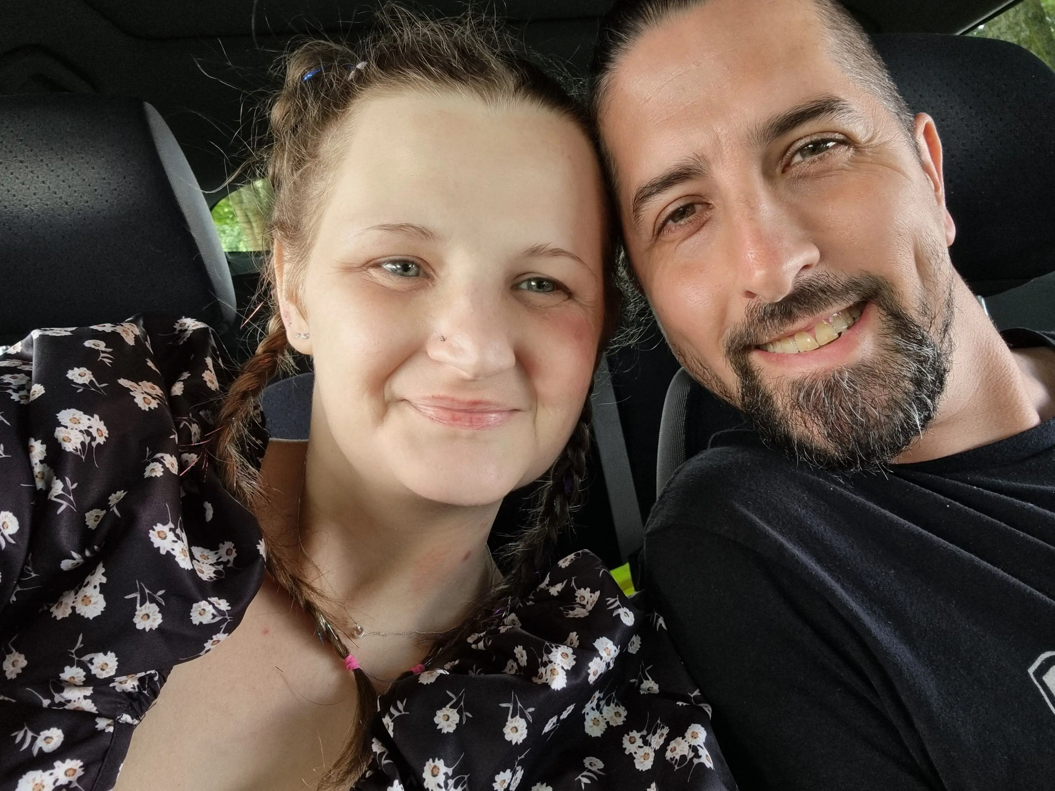 Aimee Chapman, 34, almost died after using a weight-loss jab (Kennedy)