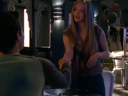 A young Amanda Seyfried in Wildfire. (Netflix)