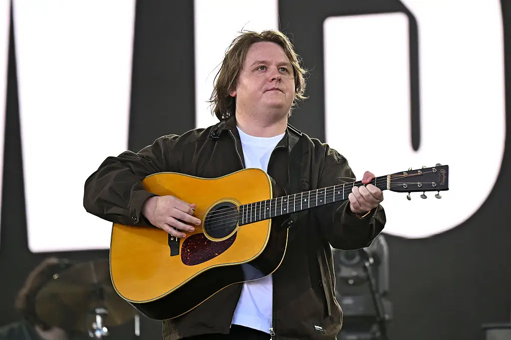 Lewis Capaldi has made a surprise appearance at Glastonbury Fest! (Leon Neal / Staff / Getty Images)