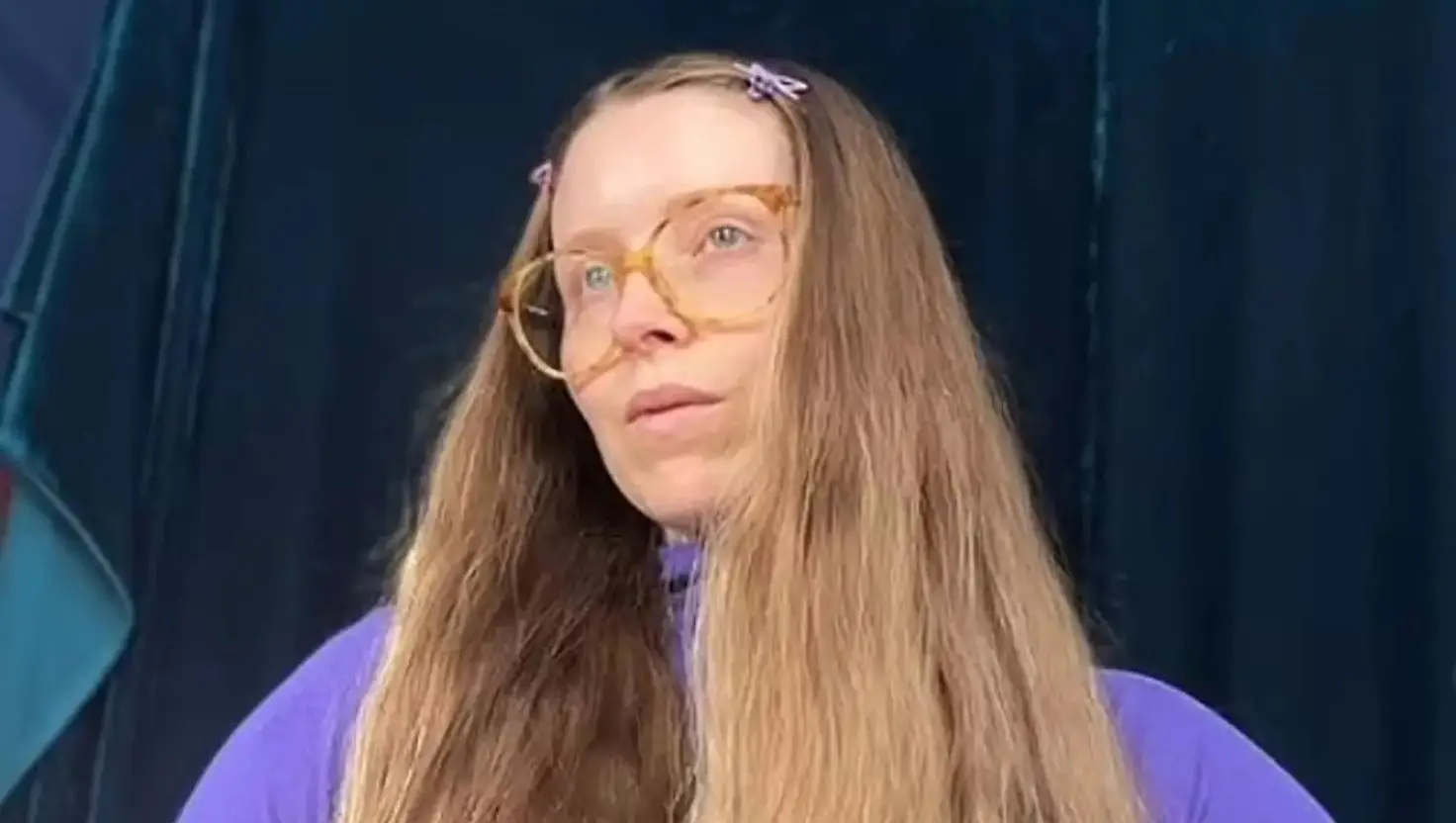 Cave said she thinks parents will 'encourage' their kids to start a family young in the future (Instagram/@jessiecave)