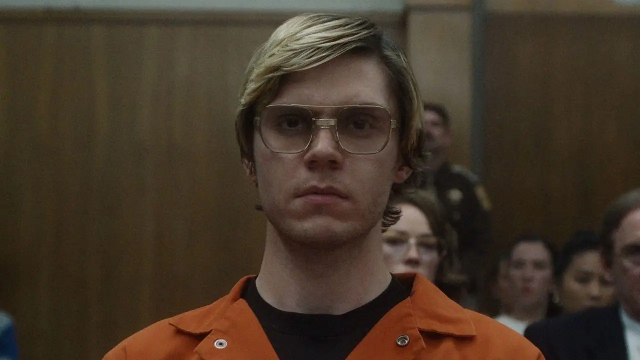 Evan Peters as Jeffrey Dahmer in Dahmer (Netflix)