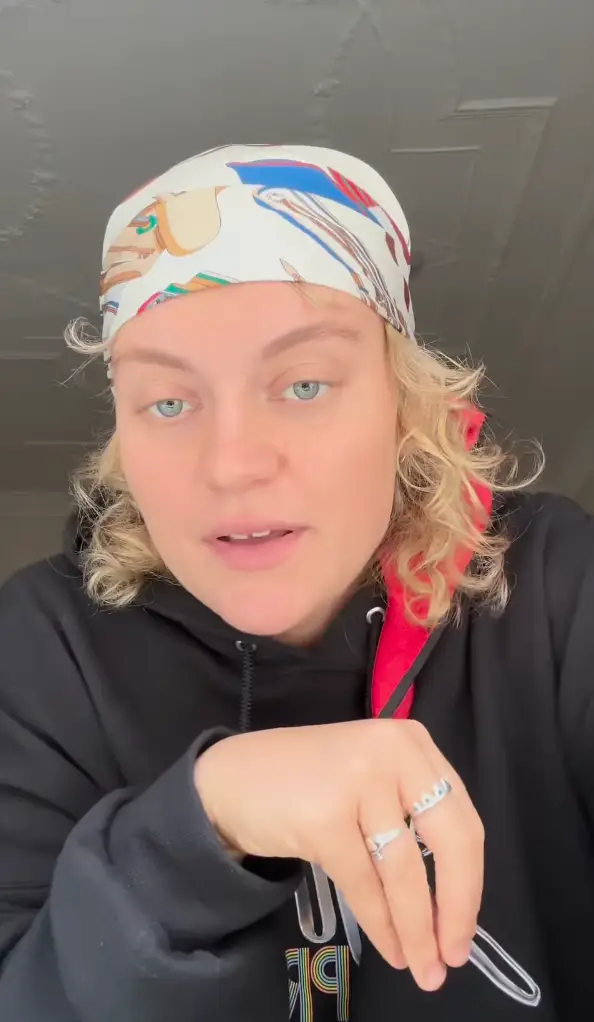 (Instagram/@kathebbs)