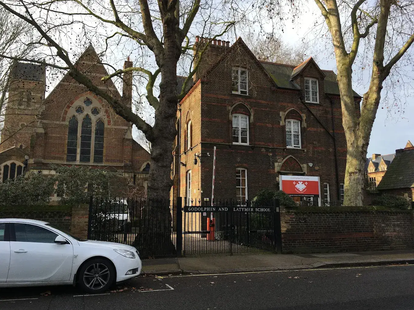 Culling began the affair at Godolphin and Latymer School (Google Maps)