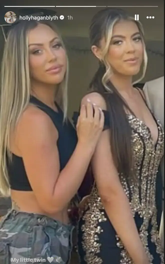 Holly Hagan and her late sister Darci (Instagram/@hollyhaganblyth)