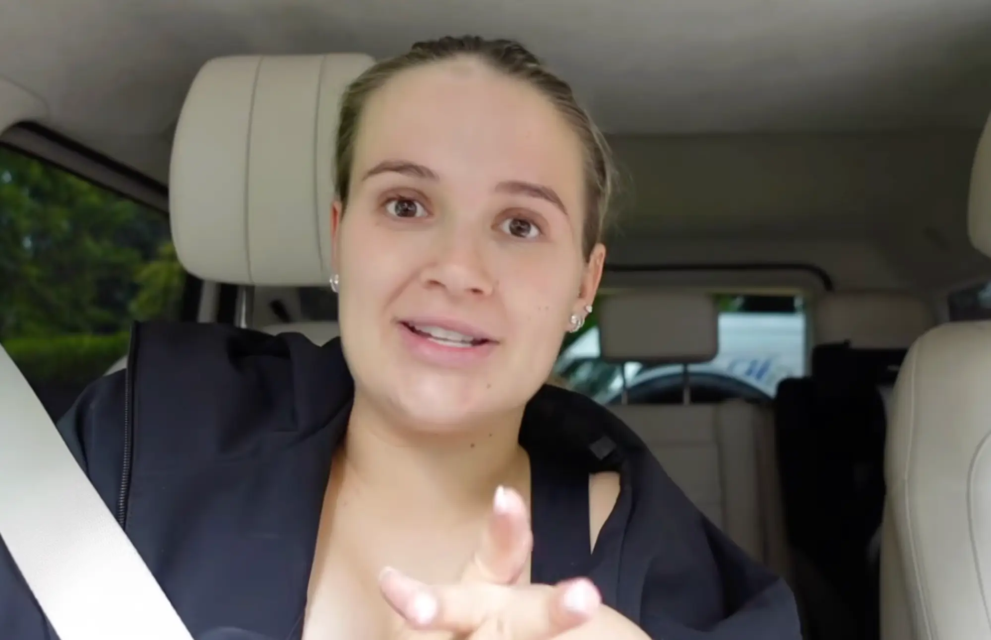 The star explained her decision in a new vlog (YouTube/@mollymae)