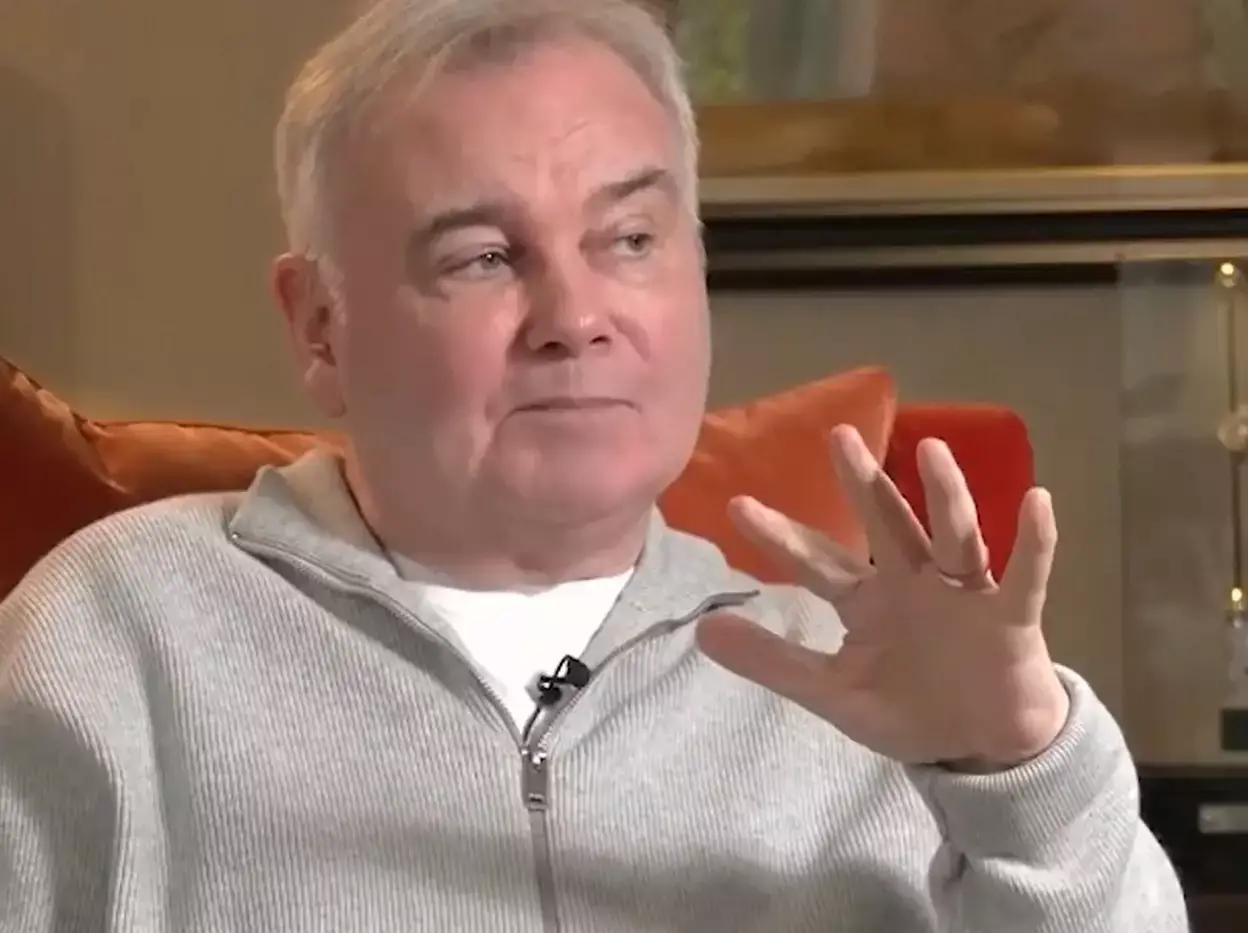 Eamonn Holmes has slammed Holly Willoughby.